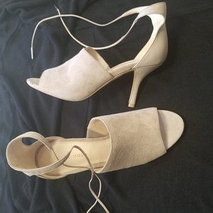 Womens Pelle Moda Suede 7M Heels Beige Ankle Strap